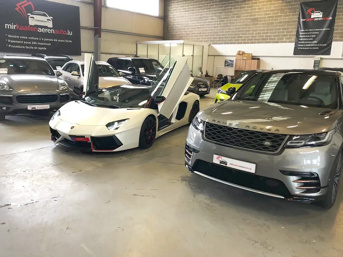 Premium-Fahrzeuge im Showroom in Luxemburg